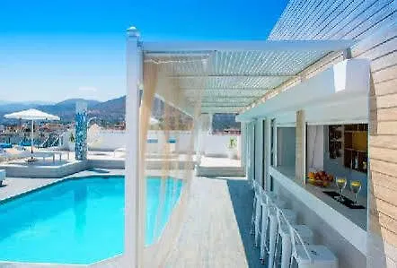 فندق Senses Blue Boutique 3*