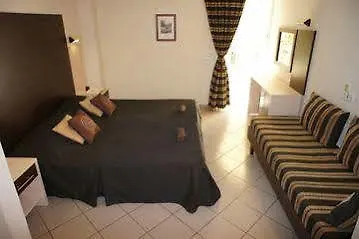 Senses Blue Boutique Hotell 3*